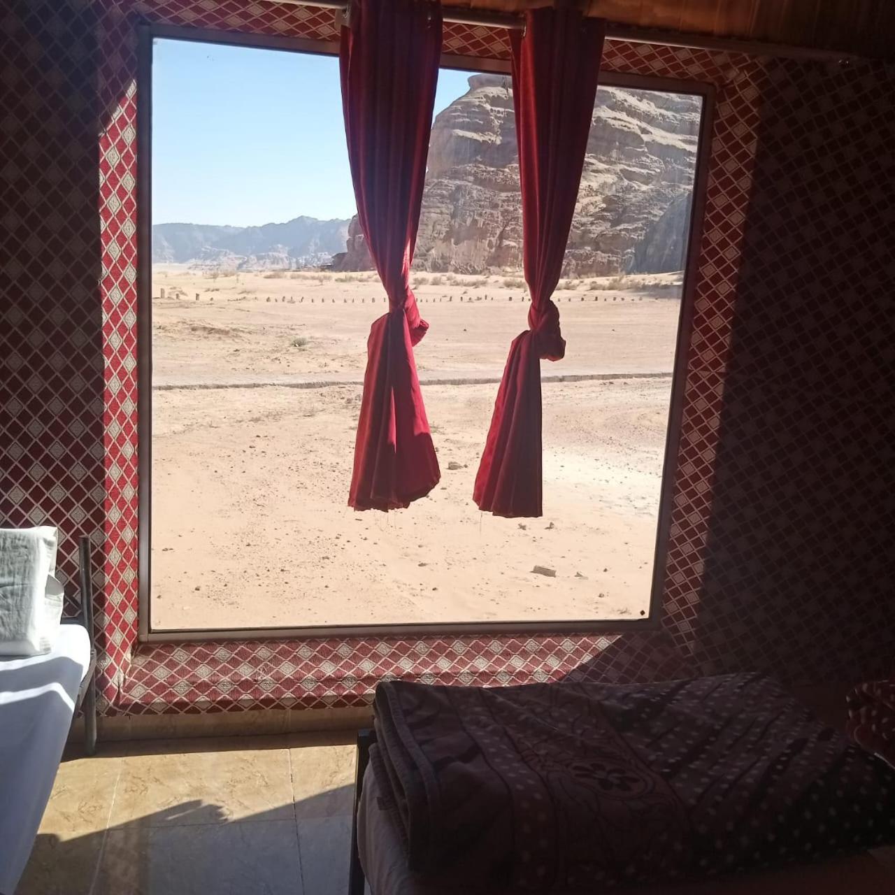 Sunrise Luxury Camp Hotell Wadi Rum Exteriör bild