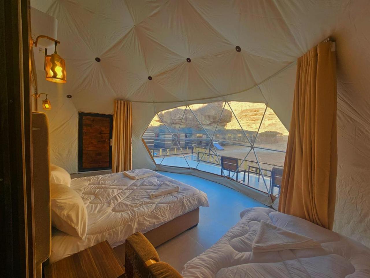 Sunrise Luxury Camp Hotell Wadi Rum Exteriör bild